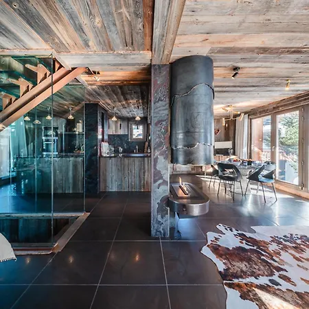 Chalet De Gamme Proche Des Pistes Avec Sauna Et Parking Privé - Fr-1-344-1209 *